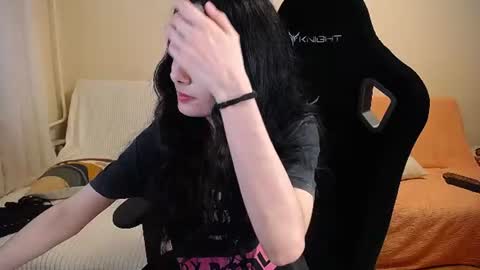 Snapshot of hella_helen chatting on 07-27-26, 12:06 Helen online show from 07-27-26, 12:06
