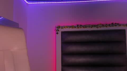 hellen__smith_ online show from 06-05-26, 09:31