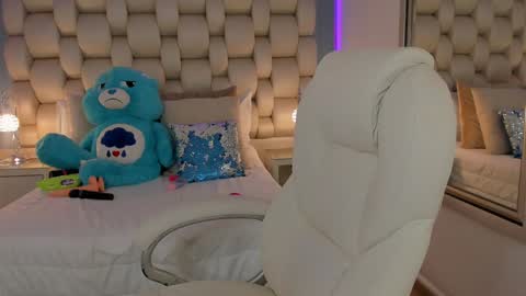 hellen_amazing online show from 12-27-24, 06:35