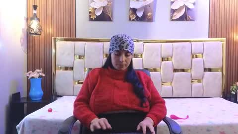 Hellen.  online show from 05-01-26, 11:15