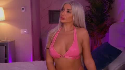 hellenroyy online show from 09-14-25, 03:16