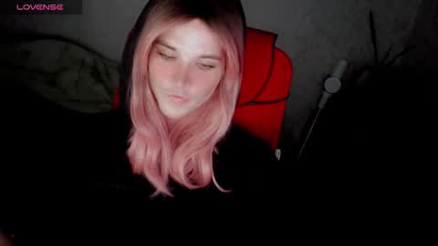 Helen Spellman online show from 09-16-25, 04:52