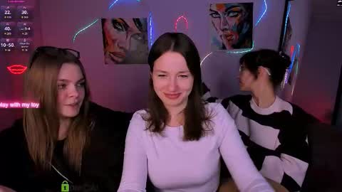 Helli online show from 01-16-26, 08:13