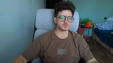 Remy online show from 11-18-25, 09:58