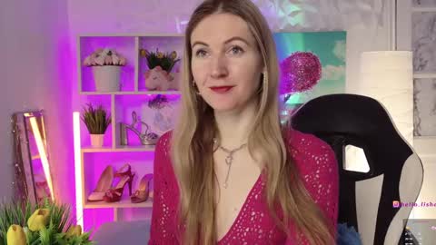 Snapshot of hello_lisha chatting on 02-12-25, 08:06 Alisia Monday to Friday from 10 am to 4 pm GMT 2 online show from 02-12-25, 08:06
