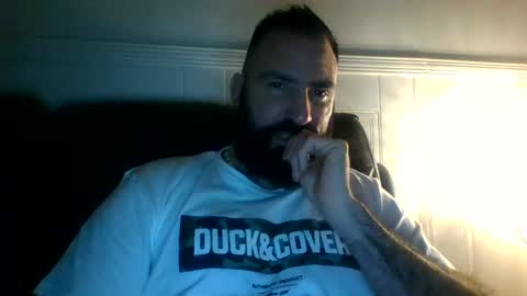 Snapshot of hellobunbunx0 chatting on 12-27-24, 01:22 hellobunbunx0 online show from 12-27-24, 01:22