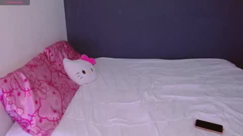 Snapshot of hellokitty_valery1 chatting on 10-26-25, 03:45 hellokitty_valery1 online show from 10-26-25, 03:45