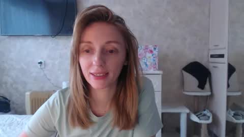 Snapshot of hellokittykaty chatting on 02-27-26, 06:24 Victory online show from 02-27-26, 06:24