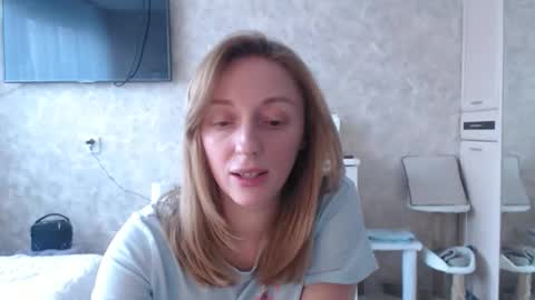 Snapshot of hellokittykaty chatting on 03-03-26, 06:30 Victory online show from 03-03-26, 06:30