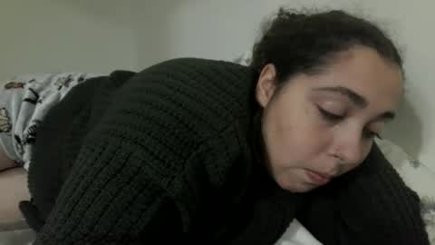 hellooli online show from 12-21-25, 01:57