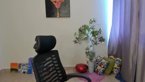 Sandy online show from 12-16-24, 06:10