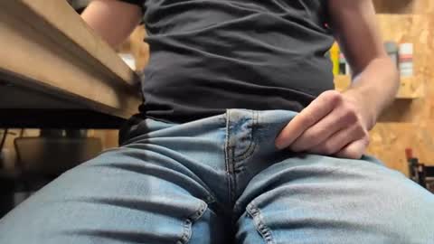 henkietien online show from 12-11-24, 11:08