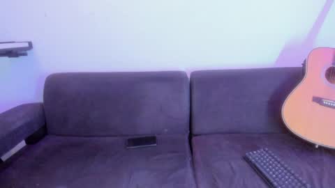 henrik_senn online show from 04-10-26, 08:19