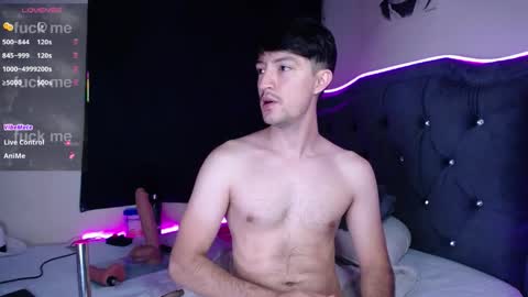 Snapshot of henry_diaz chatting on 10-30-25, 08:27 Henry online show from 10-30-25, 08:27