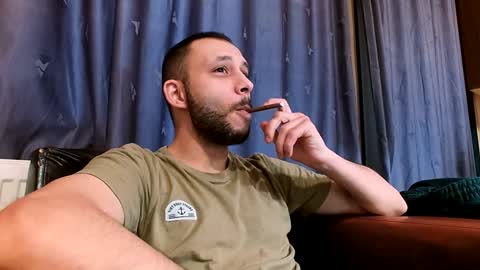 HenryAxe online show from 01-01-25, 11:38