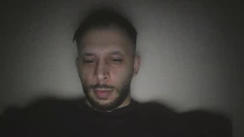 Snapshot of henryaxe chatting on 05-23-26, 02:39 HenryAxe online show from 05-23-26, 02:39