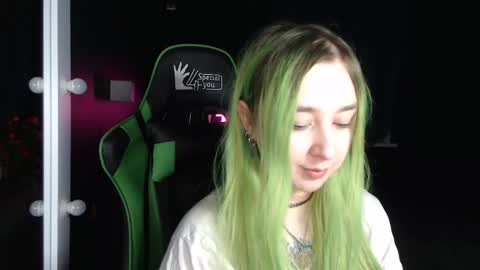 Snapshot of hentaishiing chatting on 01-23-25, 06:56 Hentaishiing online show from 01-23-25, 06:56