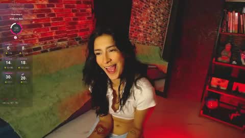 Hello I am Valentina independent Colombian model I love sensuality and pleasure welcome online show from 05-12-26, 01:58