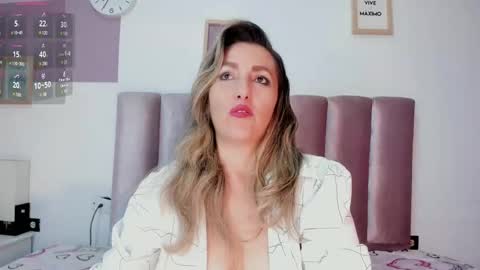 Hera godes online show from 01-17-25, 01:03