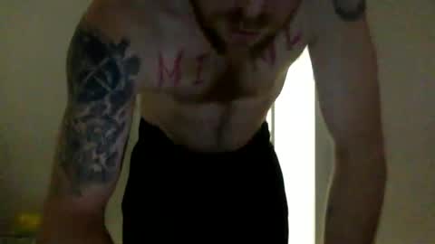 Snapshot of herbertmac17 chatting on 02-06-25, 01:21 HerbertMac online show from 02-06-25, 01:21