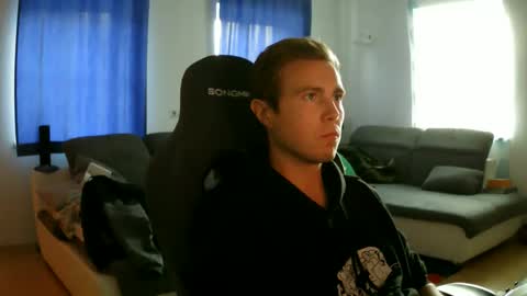 John Pearl online show from 04-20-26, 05:37