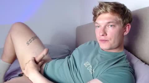 Snapshot of hercules__ chatting on 02-17-26, 02:13 Gregblonde Alextattoo online show from 02-17-26, 02:13