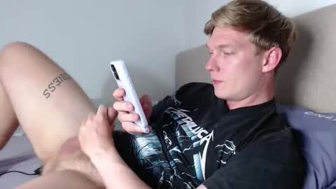 Snapshot of hercules__ chatting on 02-20-26, 05:35 Gregblonde Alextattoo online show from 02-20-26, 05:35