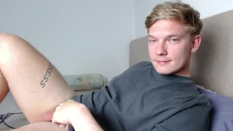 Snapshot of hercules__ chatting on 04-03-26, 04:16 Gregblonde Alextattoo online show from 04-03-26, 04:16