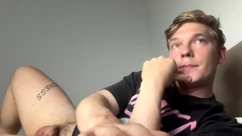 Snapshot of hercules__ chatting on 04-13-26, 02:55 Gregblonde Alextattoo online show from 04-13-26, 02:55