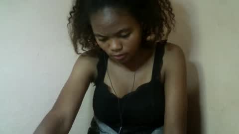 Snapshot of herisse01 chatting on 05-19-26, 01:56 herisse01 online show from 05-19-26, 01:56