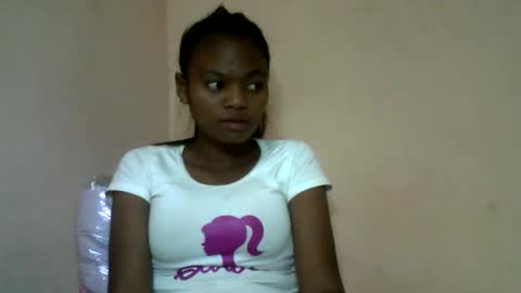 Snapshot of herisse01 chatting on 06-07-26, 08:01 herisse01 online show from 06-07-26, 08:01