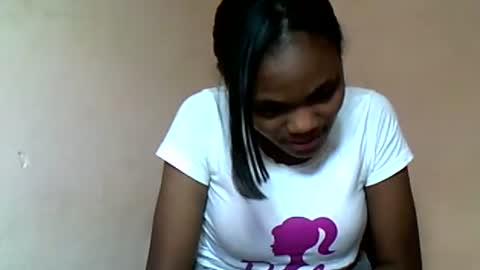 Snapshot of herisse01 chatting on 06-21-26, 10:07 herisse01 online show from 06-21-26, 10:07