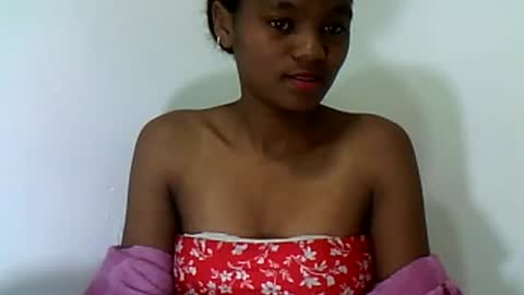 Snapshot of herisse01 chatting on 07-09-26, 10:19 herisse01 online show from 07-09-26, 10:19