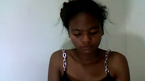 Snapshot of herisse01 chatting on 08-01-26, 09:30 herisse01 online show from 08-01-26, 09:30