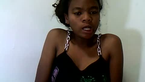 Snapshot of herisse01 chatting on 08-01-26, 11:14 herisse01 online show from 08-01-26, 11:14