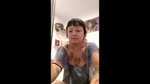 Snapshot of hermaioni77 chatting on 05-11-26, 11:46 hermaioni77 online show from 05-11-26, 11:46