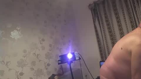 mature online show from 11-09-25, 07:56