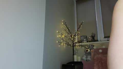 Maryana online show from 02-14-25, 07:49