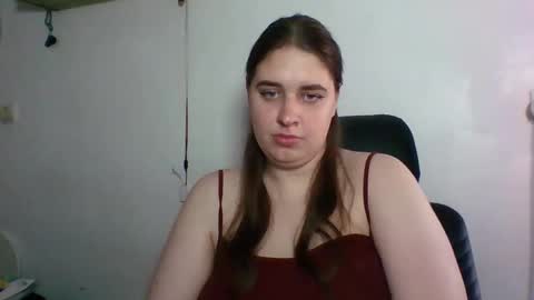 Snapshot of hess_luna_ chatting on 10-16-25, 09:10 hess_luna_ online show from 10-16-25, 09:10