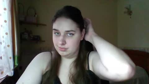 hess_luna_ online show from 02-06-26, 09:56