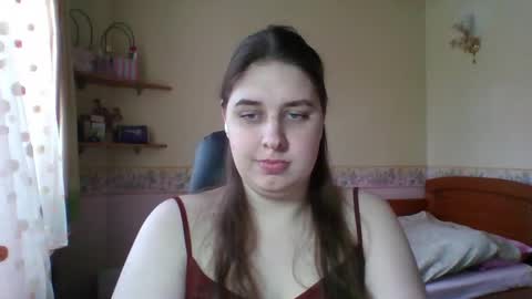 hess_luna_ online show from 04-10-26, 09:14