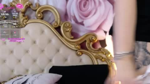 Snapshot of hessahessy chatting on 05-10-26, 04:23 Hessy online show from 05-10-26, 04:23