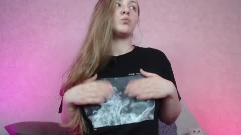 Hesssa Prime time  The broadcasts start at 3am and 3 pm London time  online show from 12-26-24, 03:10