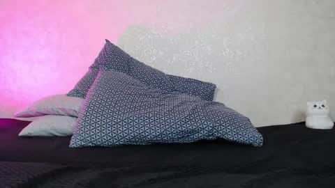 Hesssa Prime time  The broadcasts start at 3am and 3 pm London time  online show from 09-16-25, 02:34