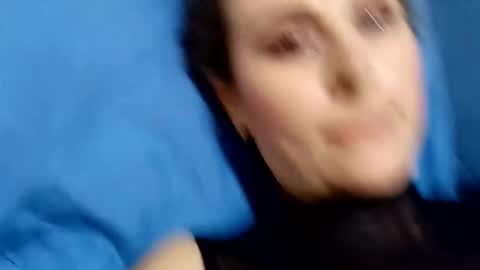 Hestesiaxx online show from 11-24-25, 03:39