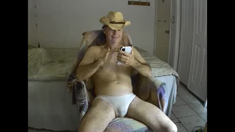 hewes1 online show from 02-08-25, 08:42