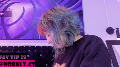 Noraly  online show from 05-15-26, 06:31