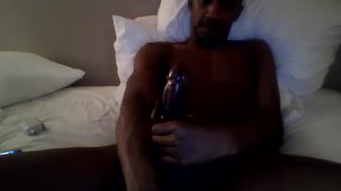 hey_youknowwhyimhere online show from 02-19-25, 01:08