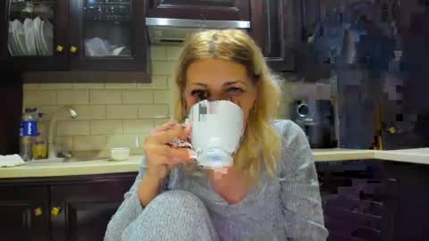 Heyheygrey online show from 03-09-25, 04:16