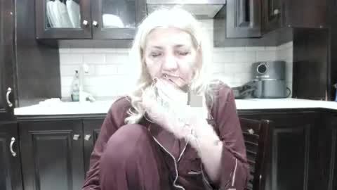 Snapshot of heyheygrey chatting on 01-14-26, 05:57 Heyheygrey online show from 01-14-26, 05:57